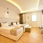 Tropicana Suites & Villas Mykonos 5*