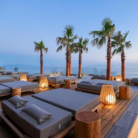 Tropicana , & Mykonos פרדייז ביץ'