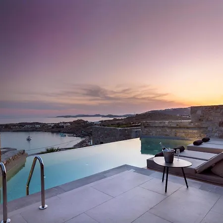 Hotel Tropicana & Mykonos 5*