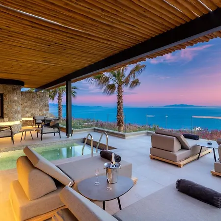 Hotel Tropicana & Mykonos 5*