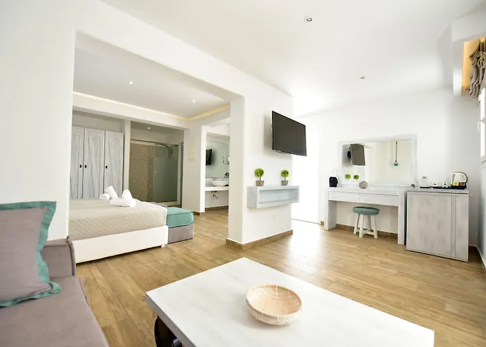 Tropicana , & Mykonos Отель Парадайз-Бич